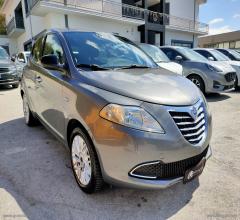 Auto - Lancia ypsilon 1.2 69 cv 5p. s&s gold gpl