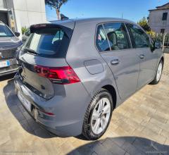 Auto - Volkswagen golf 2.0 tdi 150cv dsg scr life