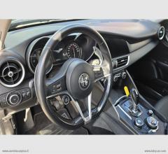 Auto - Alfa romeo giulia 2.2 td 180 cv at8 super