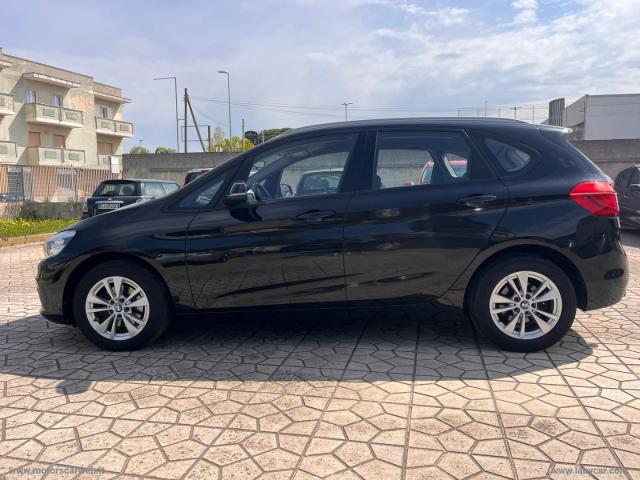 Auto - Bmw 218d advantage