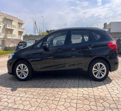 Auto - Bmw 218d advantage