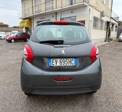 Auto - Peugeot 208 1.4 vti 95 cv 5p. gpl allure