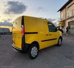 Auto - Renault kangoo 1.5 dci 90 cv