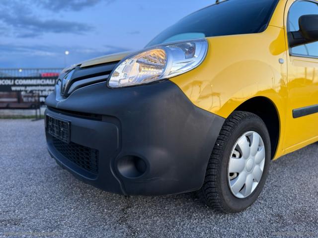 Auto - Renault kangoo 1.5 dci 90 cv