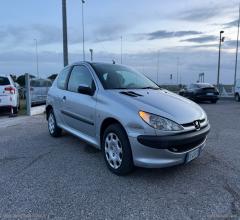 Peugeot 206 1.4 hdi 3p. xt
