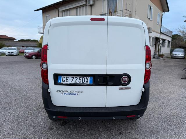 Auto - Fiat doblÃ² 1.6 mjt 16v 120cv ss pl-tn cargo maxi