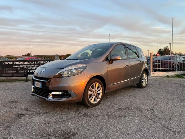 Auto - Renault scÃ©nic 1.5 dci 110 cv s&s live