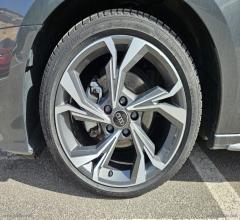 Auto - Audi a3 sedan 30 tfsi s line edition