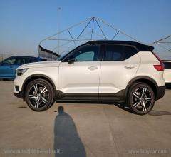 Auto - Volvo xc40 t3 geartronic r-design
