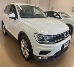 Auto - Volkswagen tiguan 2.0 tdi dsg business bmt
