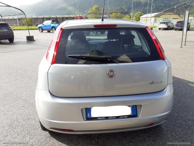 Auto - Fiat grande punto 1.3 mjt 75 cv 5p. dynamic