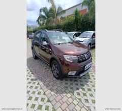Auto - Dacia sandero stepway 0.9 tce 12v t-gpl 90 s&s