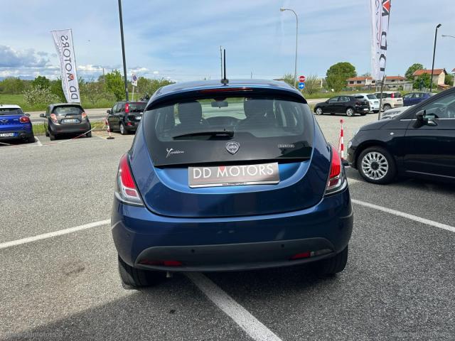 Auto - Lancia ypsilon 1.0 firefly 5p.s&s hybrid silver