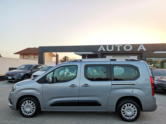 Auto - Opel combo life 1.2 110 cv s&s advance xl 7posti