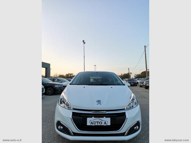 Auto - Peugeot 208 puretech 82 5p. allure