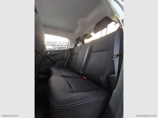 Auto - Peugeot 208 puretech 82 5p. allure
