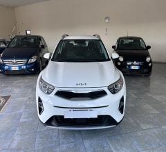 Auto - Kia stonic 1.2 dpi style