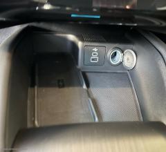 Auto - Ford kuga 2.5 full hybrid 190 cvt awd tit.bus