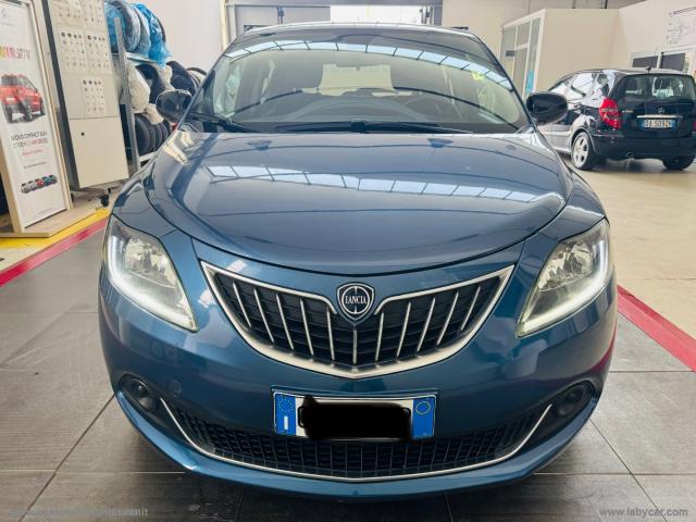 Auto - Lancia ypsilon 1.0 firefly 5p.s&s hybrid silver
