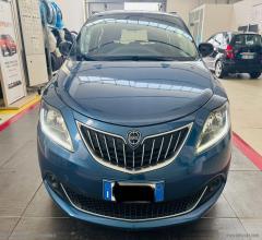 Auto - Lancia ypsilon 1.0 firefly 5p.s&s hybrid silver