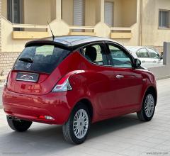 Auto - Lancia ypsilon 1.3 mjt 95 cv 5p. s&s gold