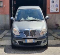 Auto - Lancia ypsilon 1.2