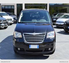 Auto - Chrysler grand voyager 2.8 crd dpf touring