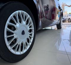 Auto - Lancia ypsilon 1.2 69 cv 5p. gold