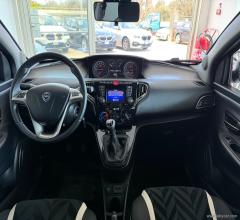 Auto - Lancia ypsilon 1.2 69 cv 5p. gold