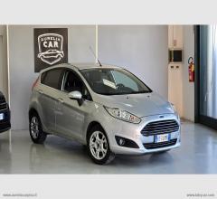 Auto - Ford fiesta 1.4 5p. bz.- gpl titanium