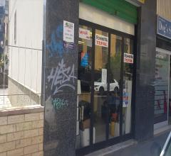 Appartamenti in Vendita - Locale commerciale in vendita a bari poggiofranco