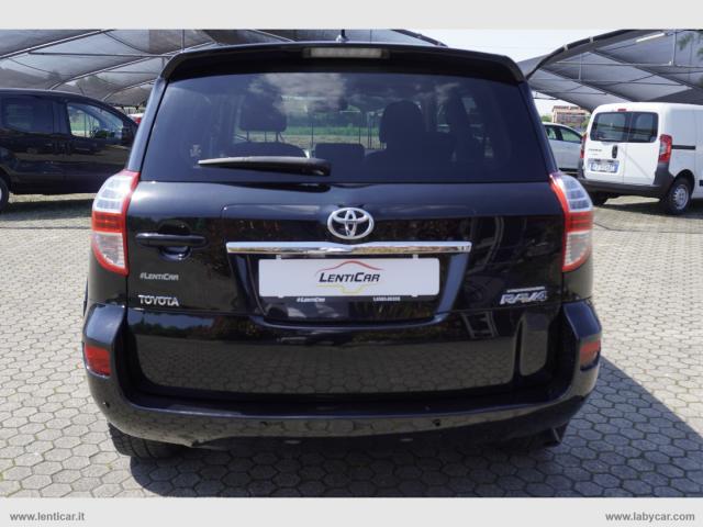 Auto - Toyota rav4 crossover 2.2 d-cat a/t 150cv exec.