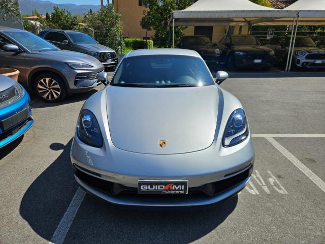 Auto - Porsche 718 cayman gts