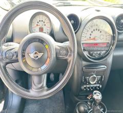 Auto - Mini mini one d countryman