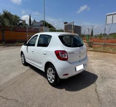 Auto - Dacia sandero laureate 1.2 gpl 75 cv