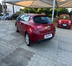 Auto - Alfa romeo giulietta 1.6 jtdm-2 105 cv distinctive