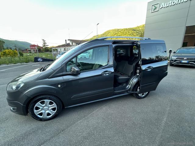 Auto - Ford tourneo courier 1.5 tdci 75 cv titanium