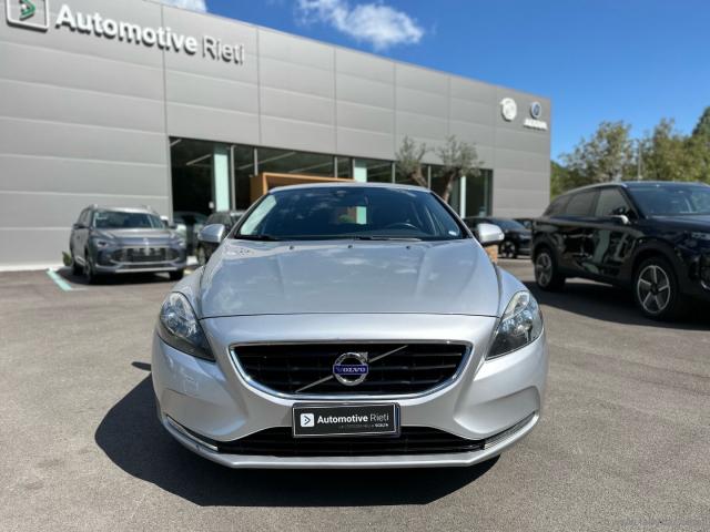 Auto - Volvo v40 d3 geartronic momentum