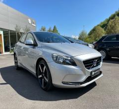 Auto - Volvo v40 d3 geartronic momentum