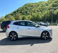 Auto - Volvo v40 d3 geartronic momentum