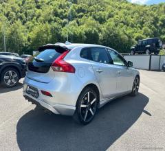 Auto - Volvo v40 d3 geartronic momentum