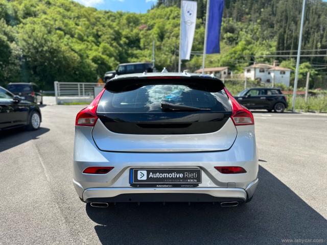 Auto - Volvo v40 d3 geartronic momentum