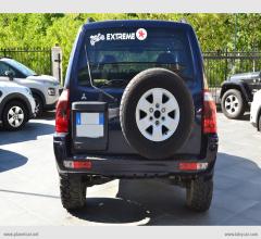 Auto - Mitsubishi pajero 2.5 tdi 3p.