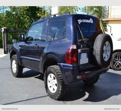 Auto - Mitsubishi pajero 2.5 tdi 3p.