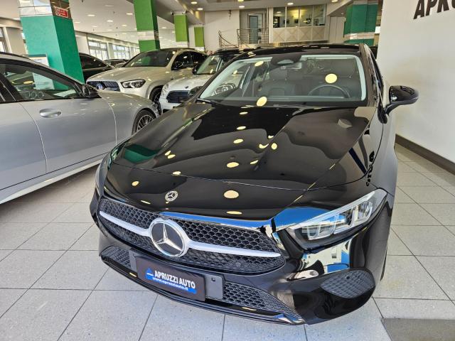 Auto - Mercedes-benz a 180 d automatic advanced