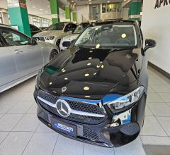Auto - Mercedes-benz a 180 d automatic advanced