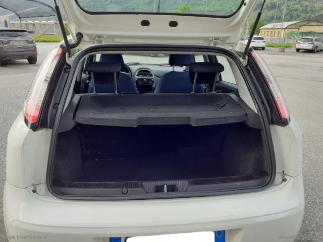 Auto - Fiat punto 1.3 mjt ii 75 cv 5p. street