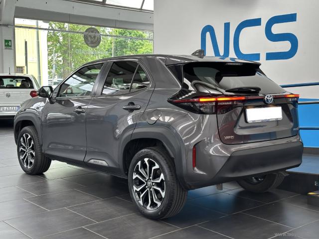 Auto - Toyota yaris cross 1.5 hybrid 5p. e-cvt trend
