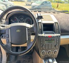 Auto - Land rover freelander 2.2 td4 s.w. e