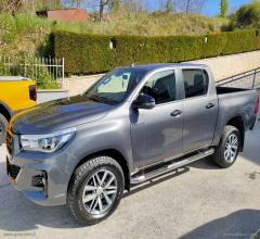 Auto - Toyota hilux 2.4 d-4d 4wd 4p. dc executive